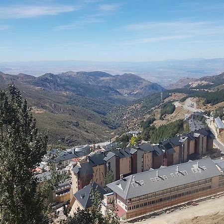 Los Valles Junto Al Telesilla Reformado 2022 Mobiliario Actualizado Sierra Nevada Kültér fotó